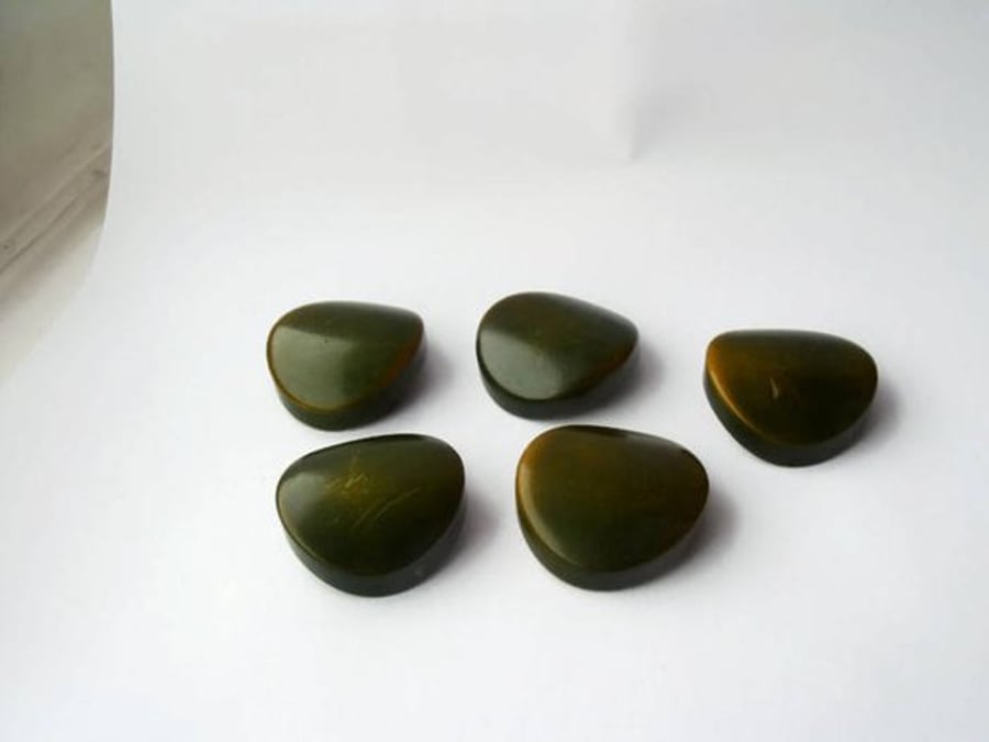 set of six vintage concave olive green shank buttons for seamstress 