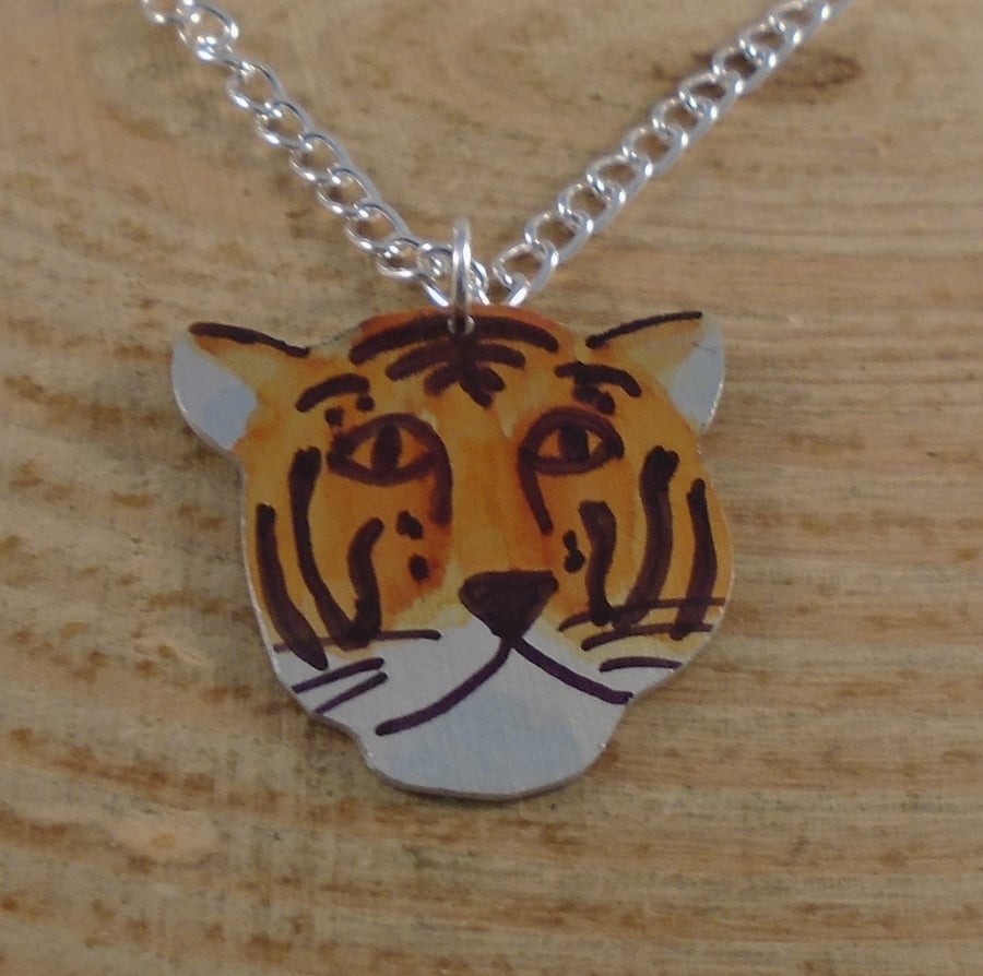 Anodised Aluminium Tiger Necklace AAN042101