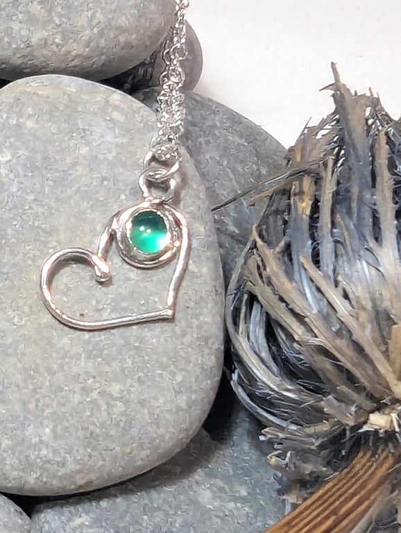 Green Onyx and Sterling Silver Heart Pendant Necklace