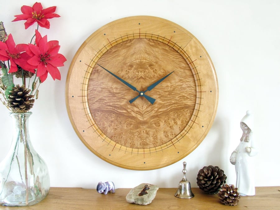 Round Wood Wall Clock in inlaid Ripple Sycamore & Quilted Maple