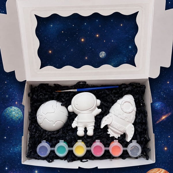 Paint Your Own Space Inspired Rocket Set