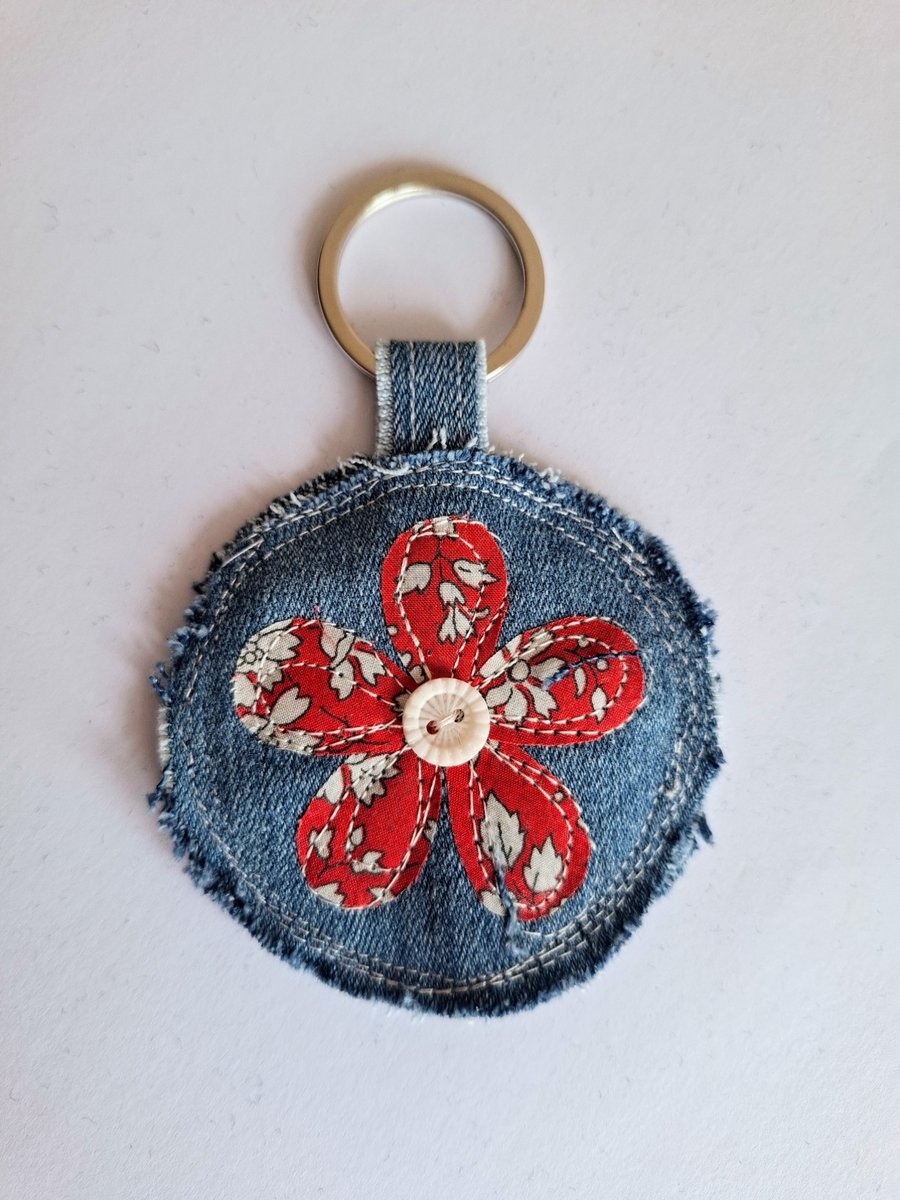 Denim flower keyring - red