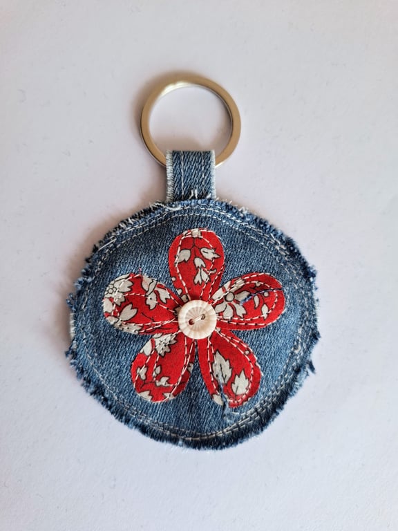 Denim flower keyring - red