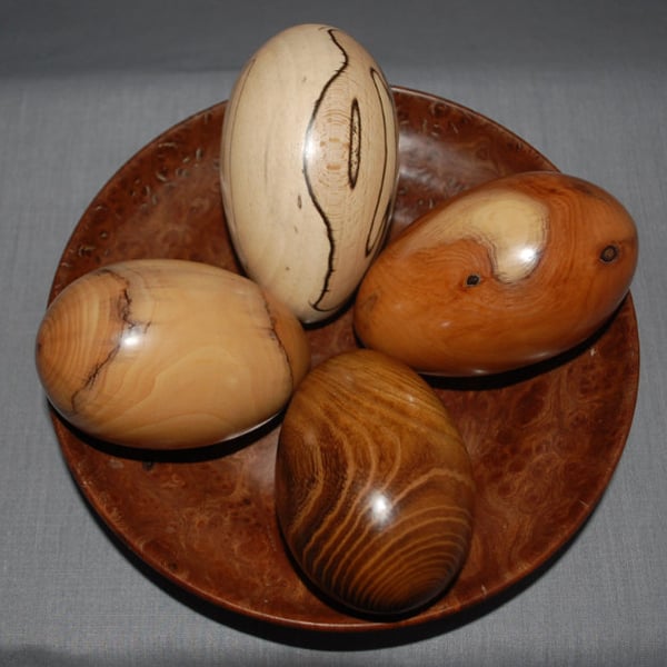 Perfectly Imperfect 4 Collectible Eggs