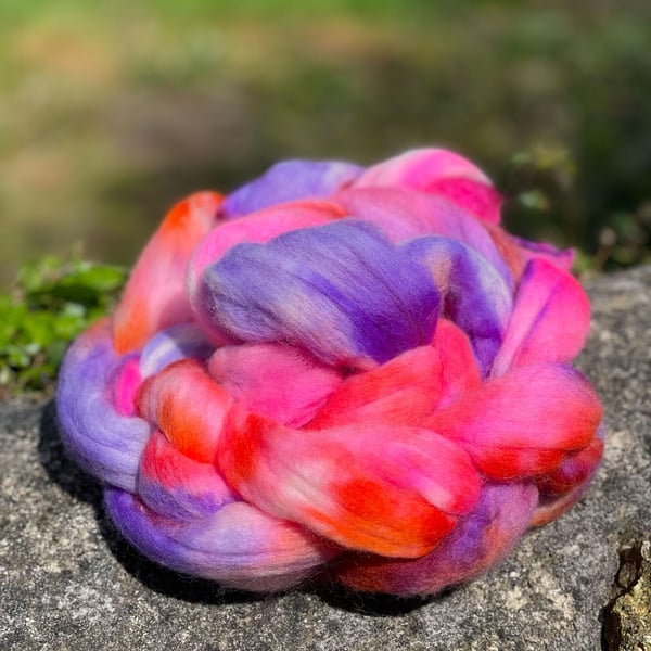 Merino Hand Dyed Spinning Fibre 100g Crocus