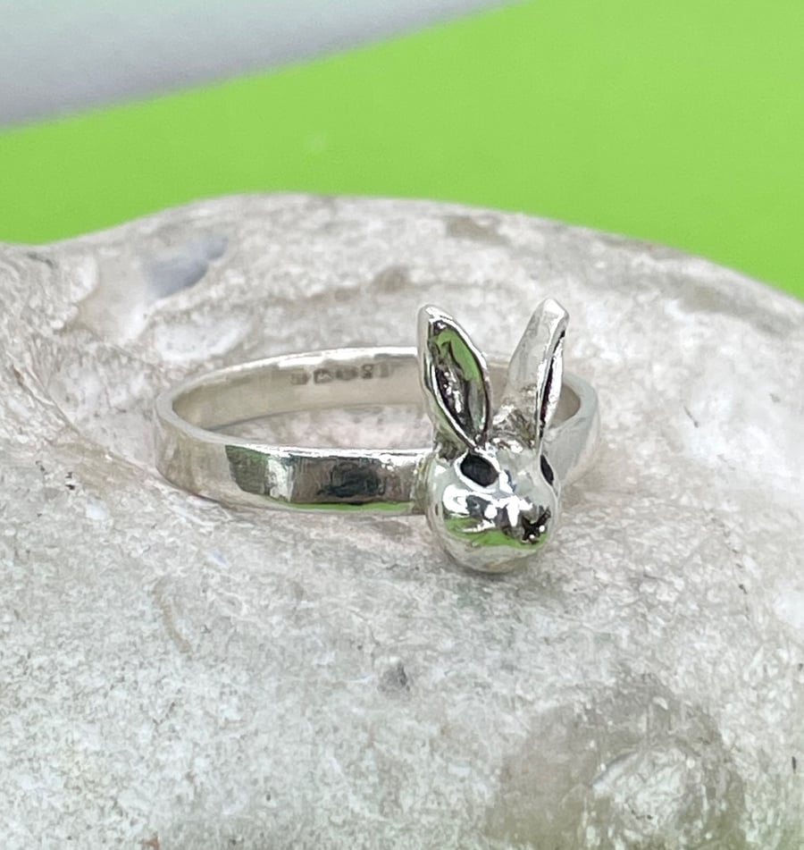 Fine silver rabbit ring