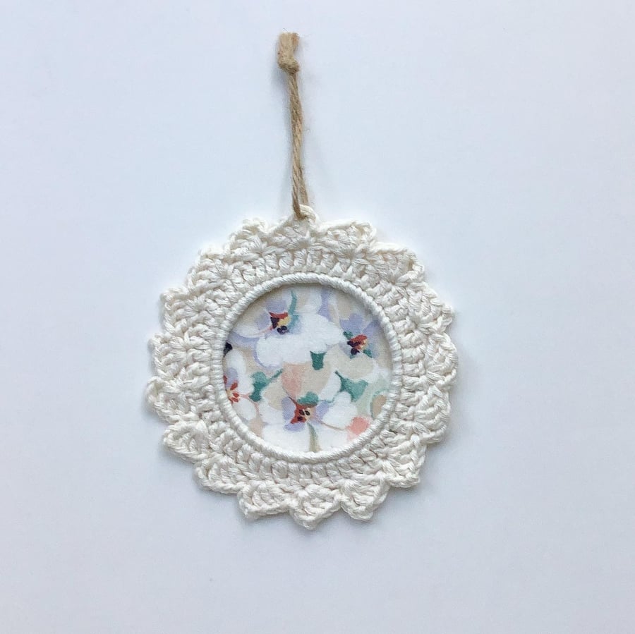 Crochet wreath, crochet hoop, wall hanging