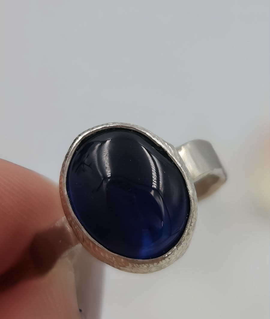 Oval Synthetic Sapphire Ring in Molten Textured Sterling Silver - Size L