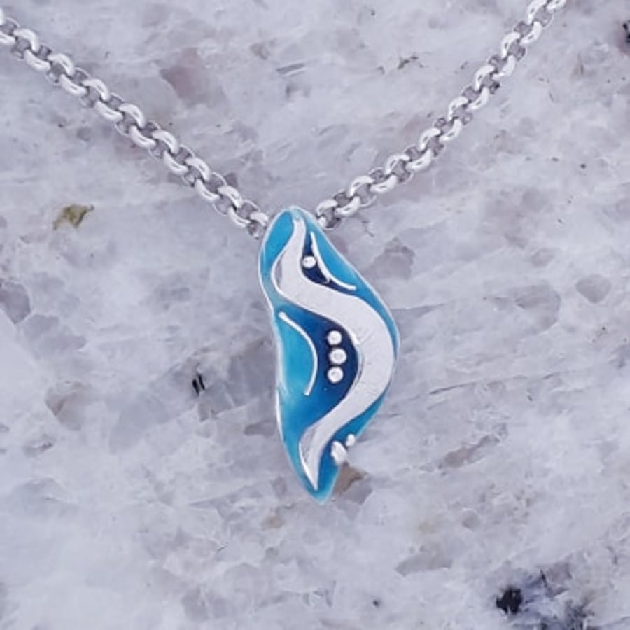 Mini Wave enamelled pendant