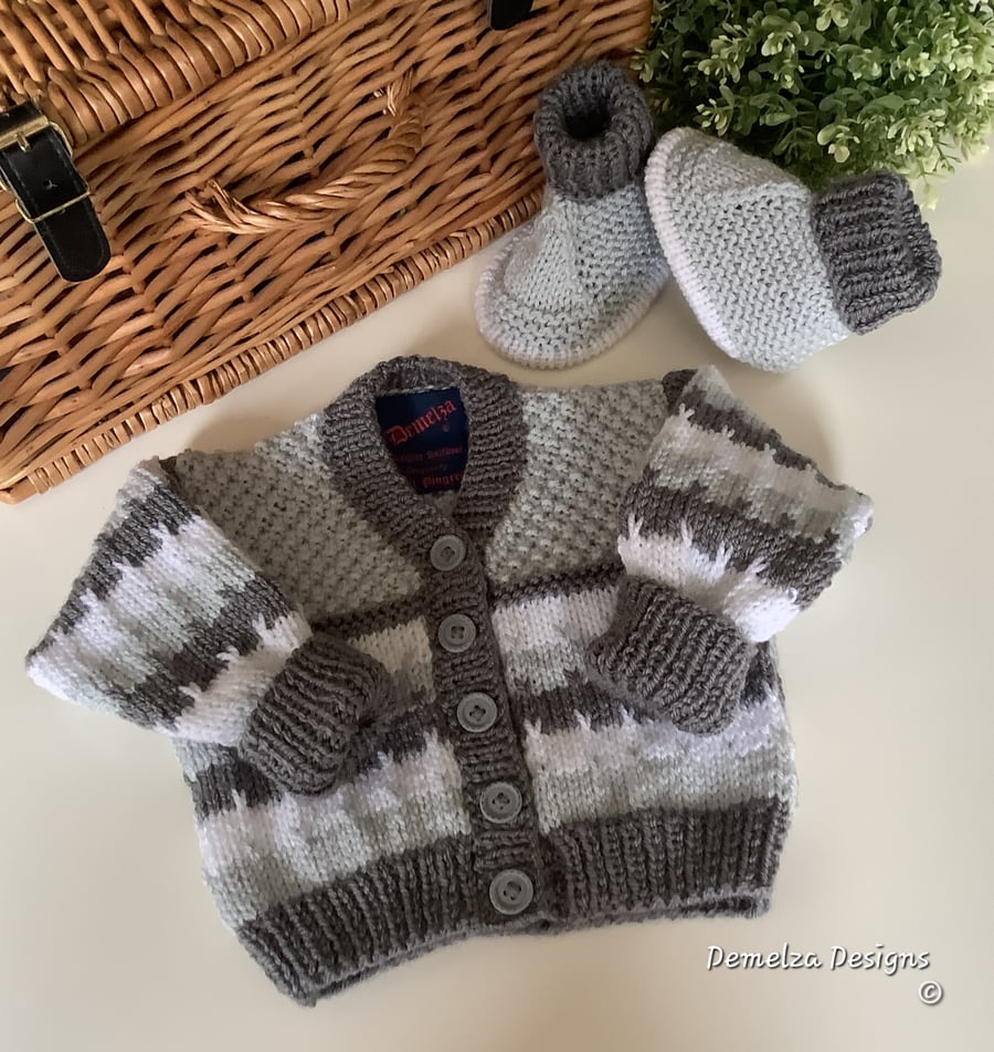 Designer Baby Cardigan & Matching Booties Hand Knitted Set Size 3-9 months 