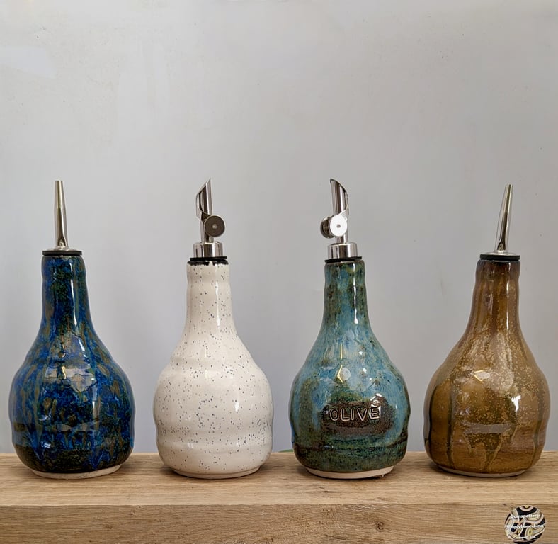 Personalised oil bottle,ceramic Olive oil dispenser, vinegar dispenser UK made 