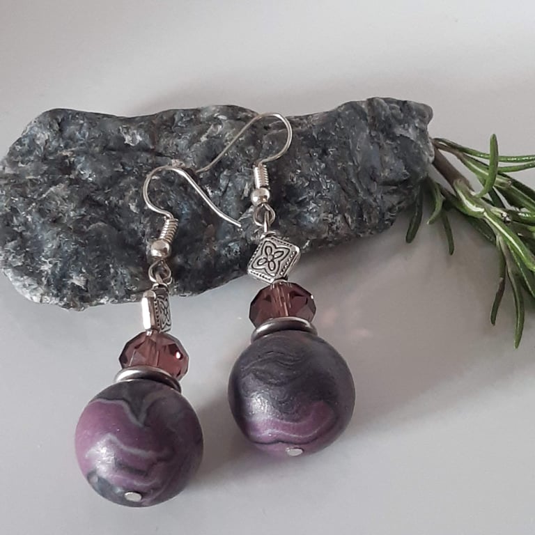 Statement jewellery - mauve, black and silver dangly earrings