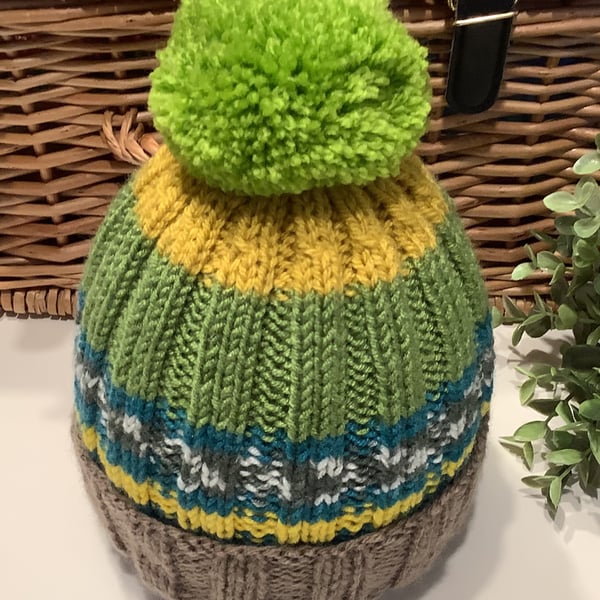 Gender Neutral Ribbed Large Pom Pom Beanie Hat 1-2 Years size