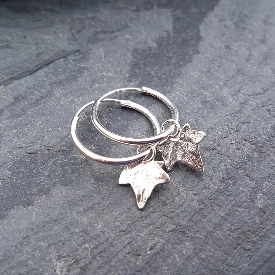 Ivy hoop earrings 