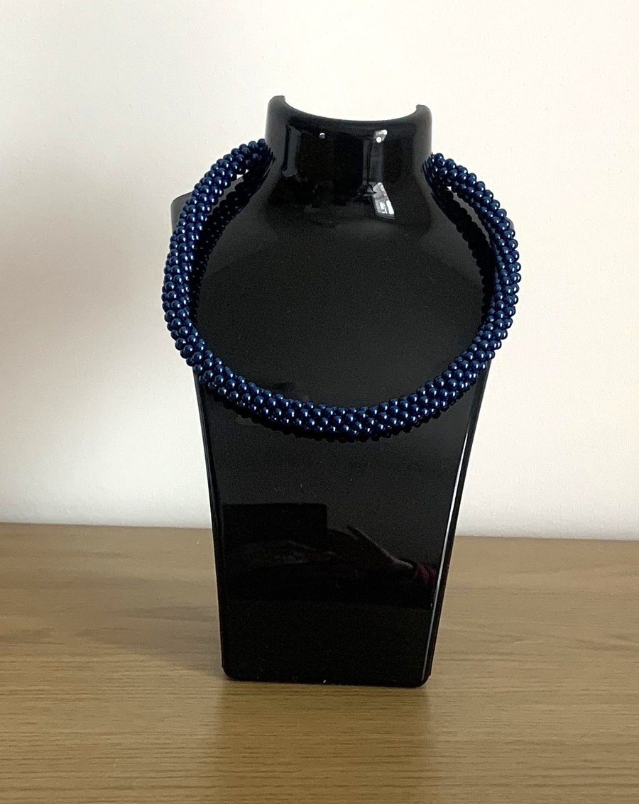 Lovely Midnight Blue Pearl Woven Choker Necklace. 