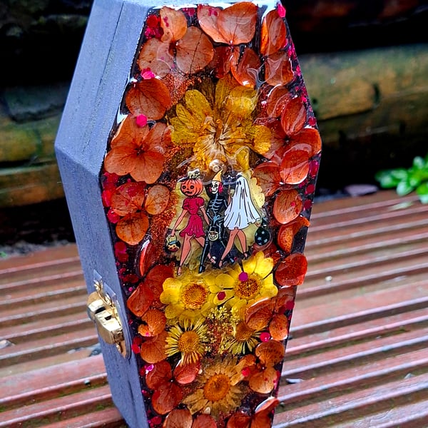 Wooden Coffin Trinket Jewellery Box gothic ghouls Valloween floral punk emo alt