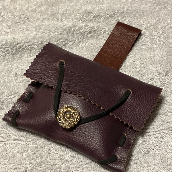 Small Pouch - Burgundy Brown Leather Medieval Style - Dragon Style Closure