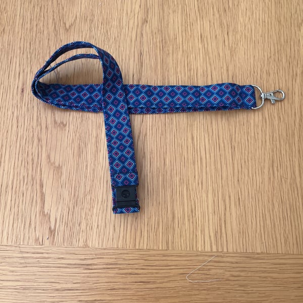 lanyard blue and white