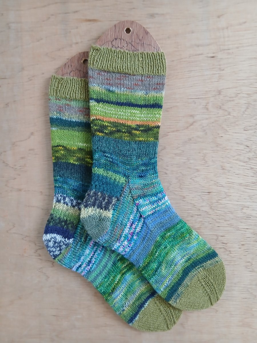 Socks, hand knitted, MULTICOLOURED, Medium, size 5-6