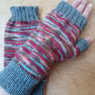Gloves - hand knitted - fingerless