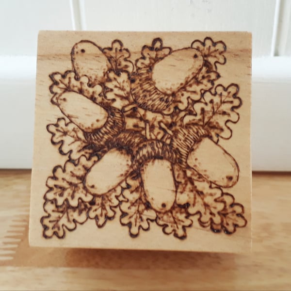 Acorn & oak leaves pyrography small wooden box