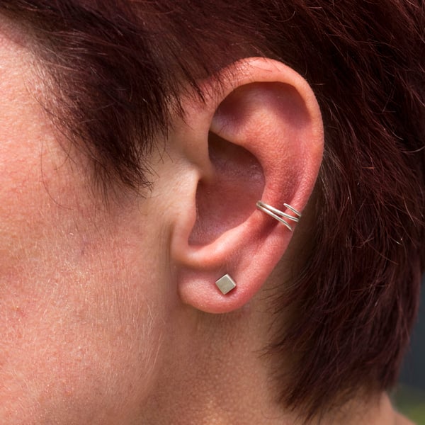 Spiky Ear Cuff with a brush matte texture