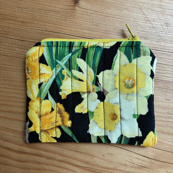 Daffodil Print Quilted Fabric Midi Purse