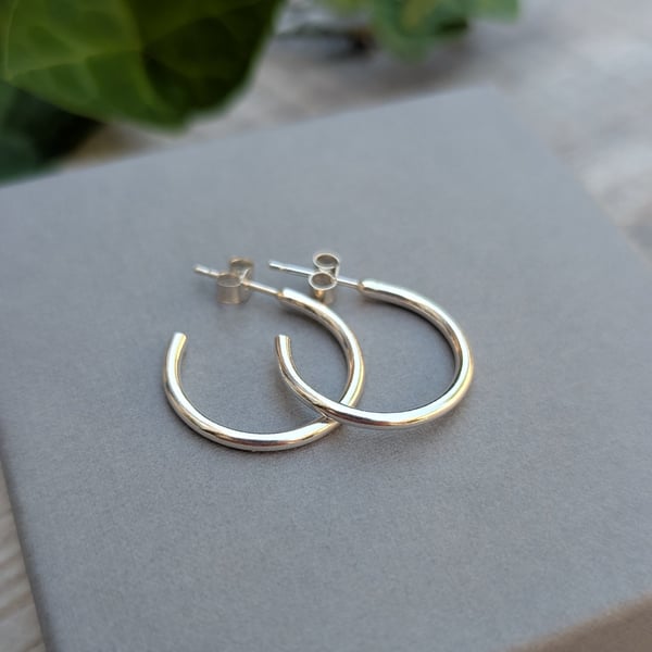 Sterling Silver Smooth Hoop Earrings - Medium Size - JBJ1104