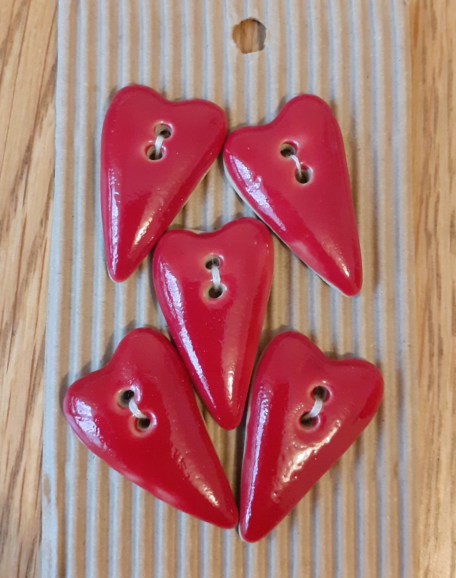 Long red ceramic heart buttons