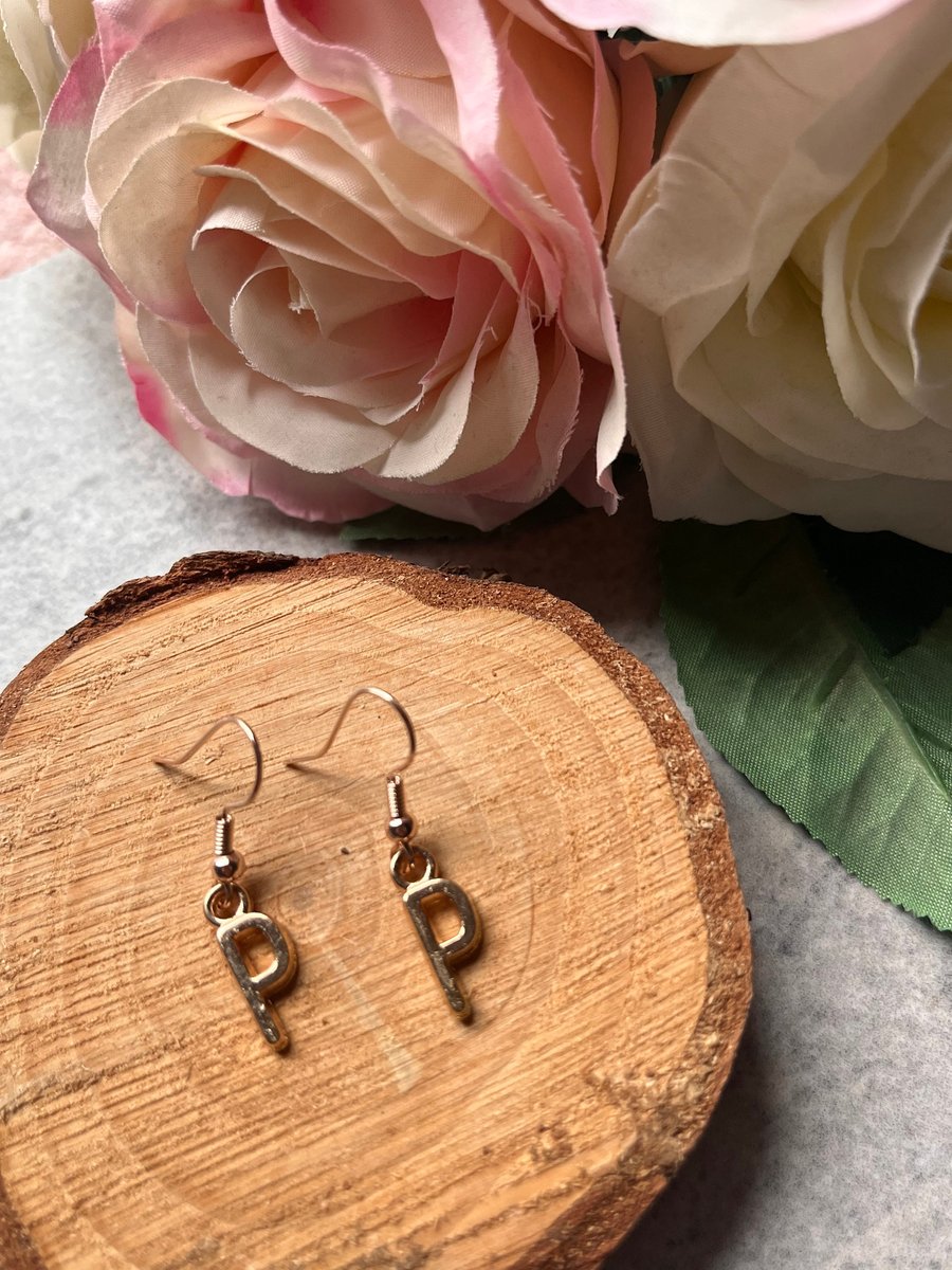 Initial P Letter dangle earrings