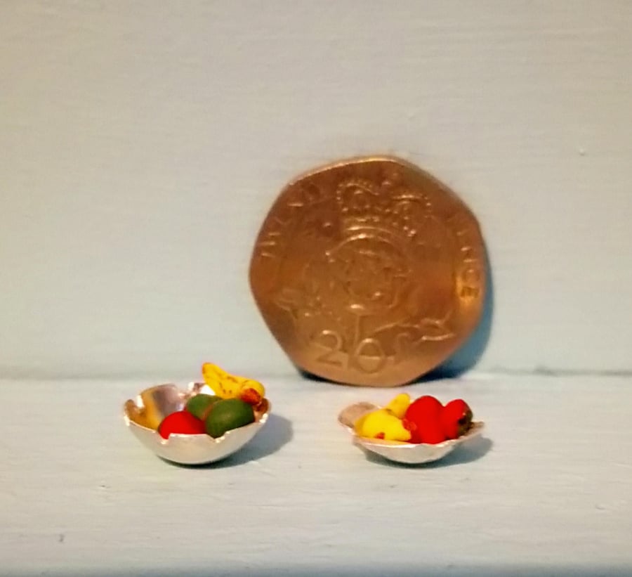 24th Scale Silver Fruit bowl