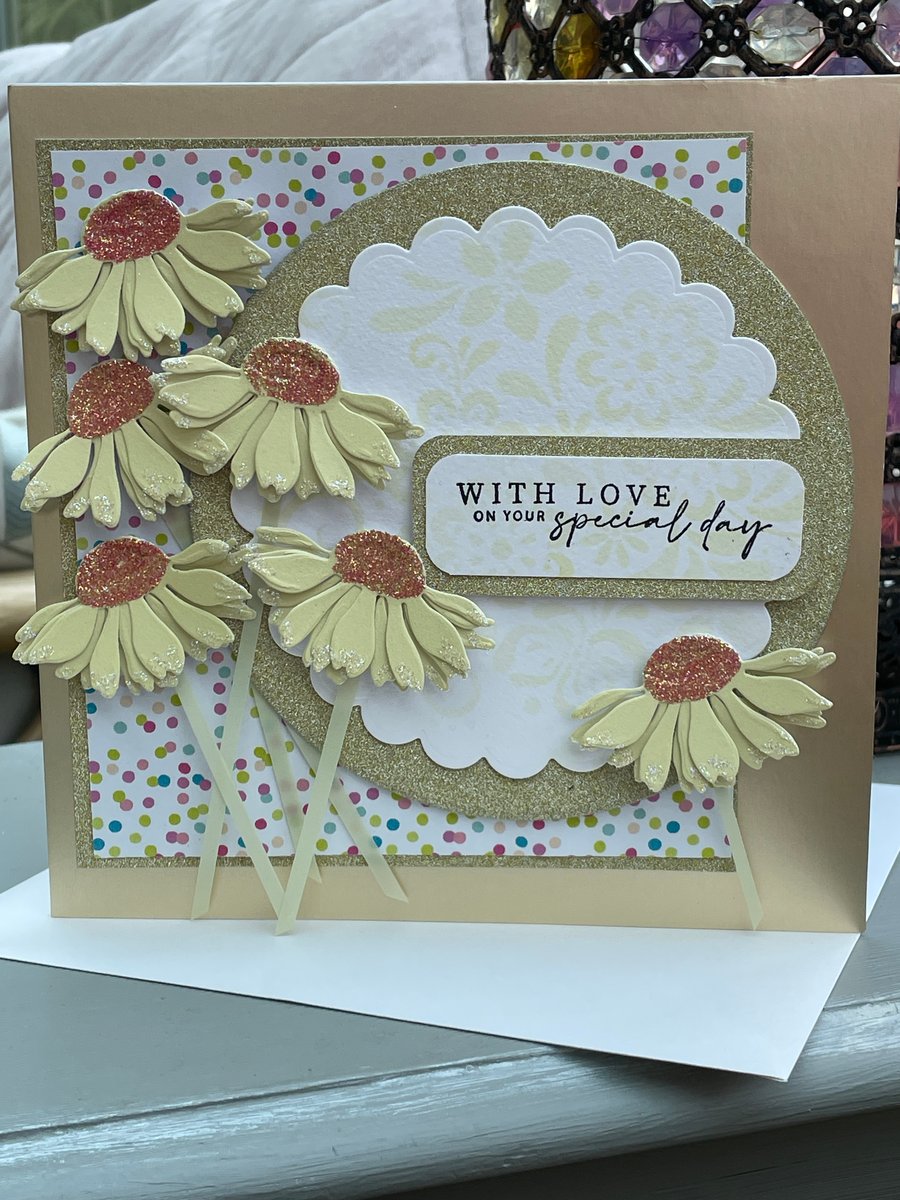 Luxury daisy With love on your special day card