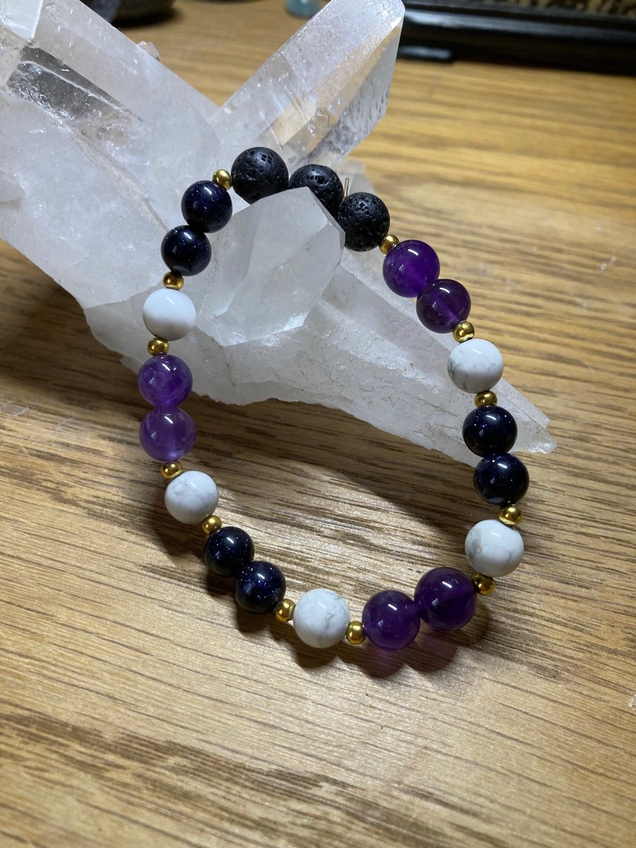 Amethyst, Howlite & Blue Sandstone Diffuser Aromatherapy Bracelet