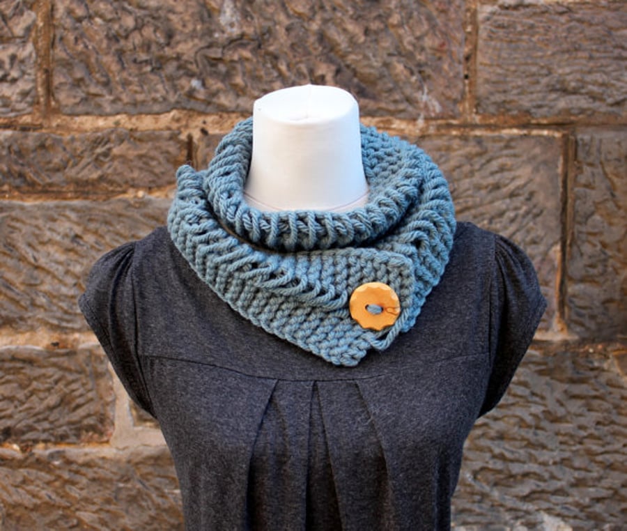 Blue chunky knitted lace button scarf, neckwear, gift guide, knitwear UK