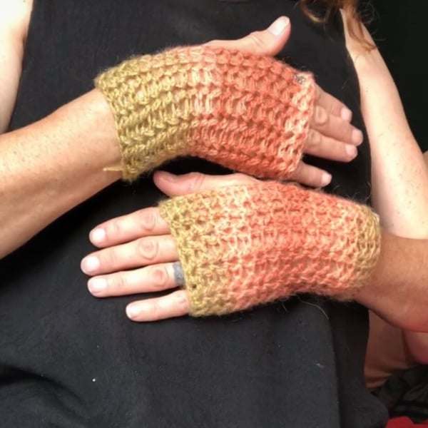 Hand made fingerless gloves
