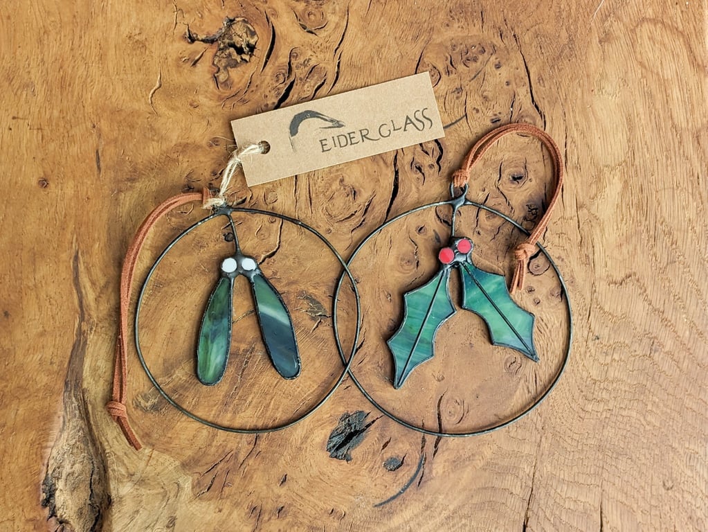 Stained Glass Decoration, Holly or Mistletoe Wreath, Christmas Stocking Filler