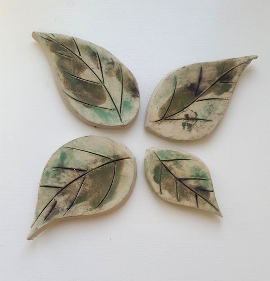 Set of 4 Ceramic Leaf Magnets