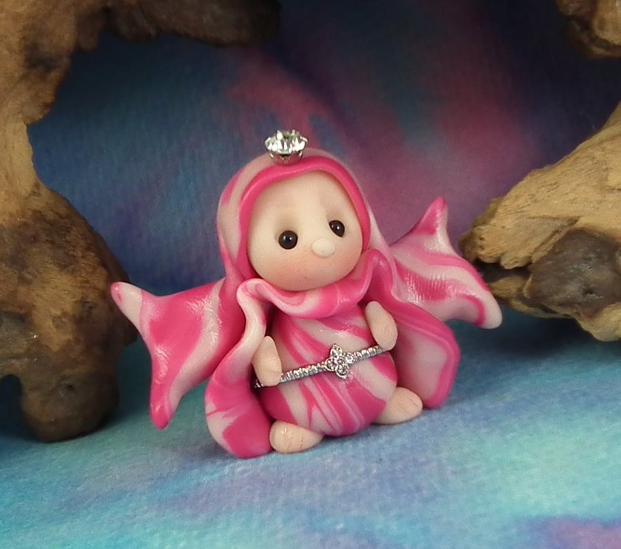 Tiny Angelic Winged Gnome 'Ruahh' OOAK Sculpt by Ann Galvin