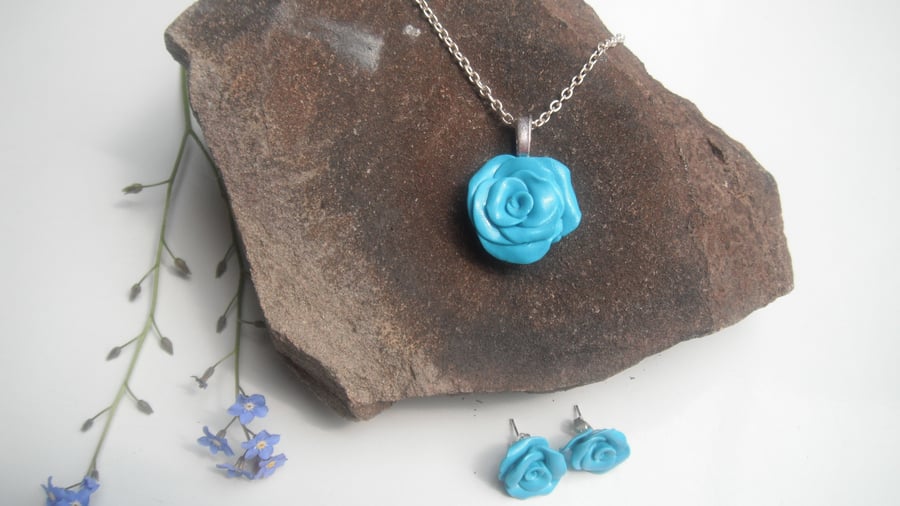 REDUCED! Turquoise Rose Fimo Necklace and Earring Set