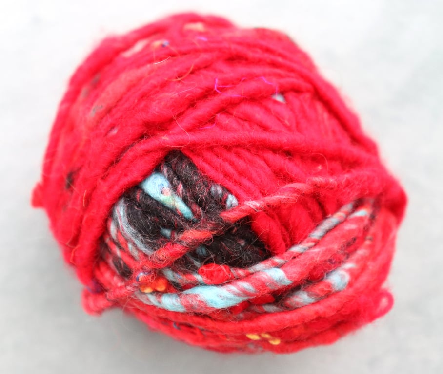 Mid Weight Art Yarn for Crochet, Knitting & Weaving 49g
