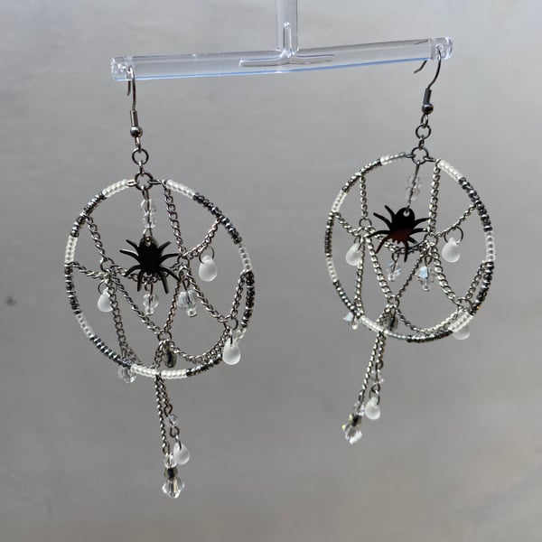 Sybil - Spiderweb earrings 