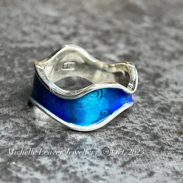 Blue Wave Ring, enamel ring, sea ring, ocean ring, sea themed jewellery, enamel,