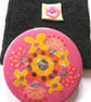 Flower mirror and pouch - Image 1