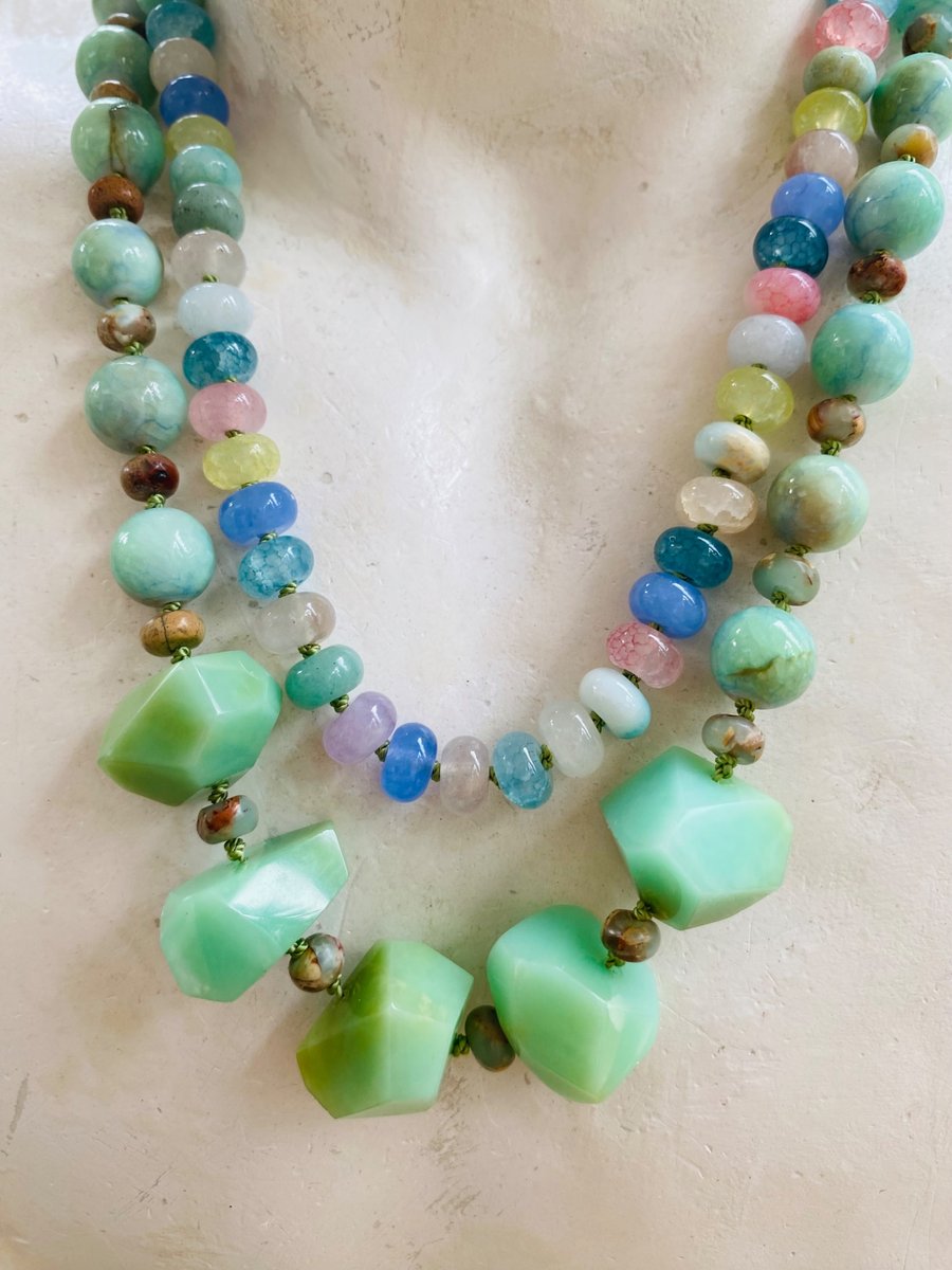 Chalconey chunky necklace 