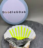 Handpainted scallop shell - Image 10