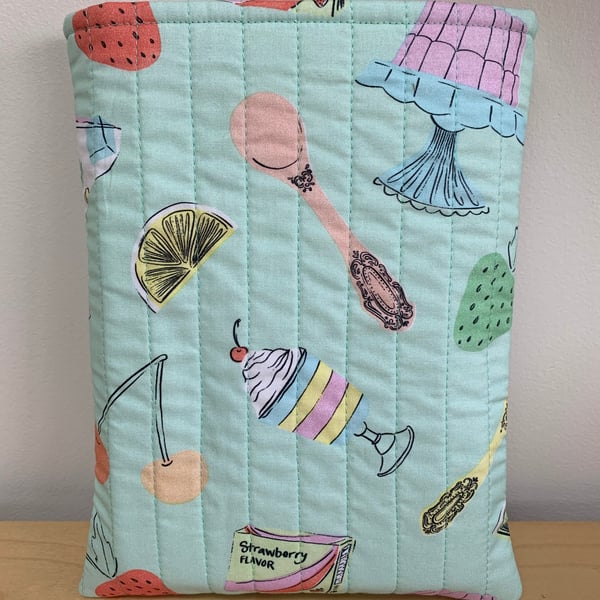 Summer Quilted Fabric Print Book Sleeve - Paperback Size