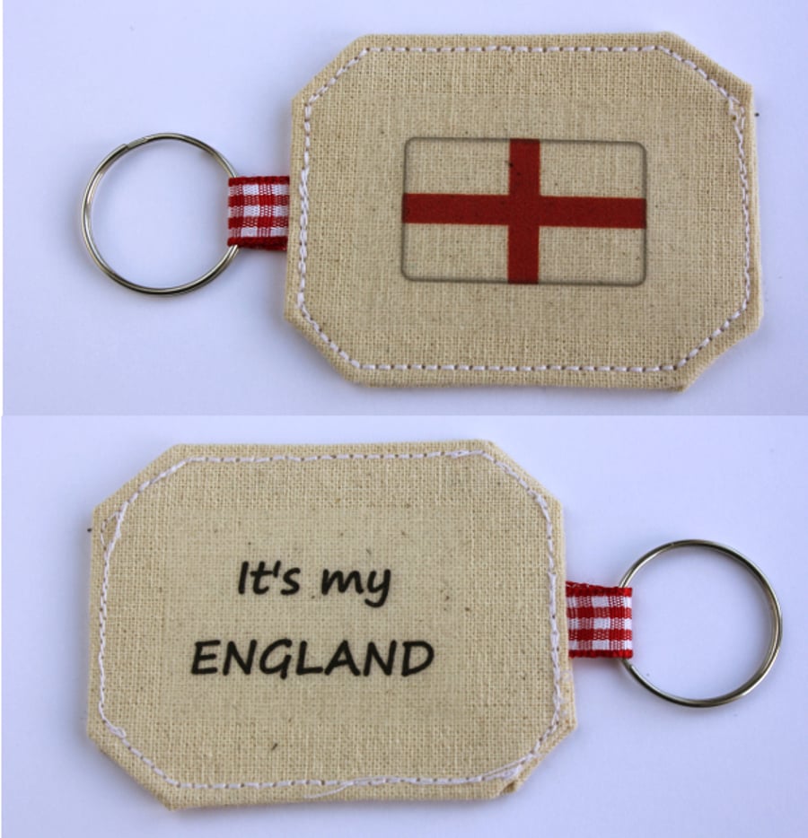 Cotton Keyring with the caption "It's my ENGLAND" 