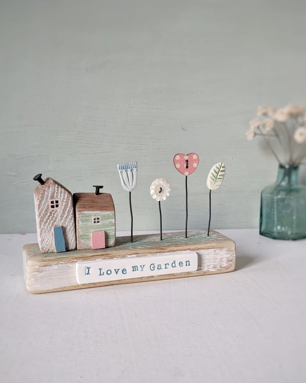 Little Wooden Houses with Clay & Button Garden 'I Love my Garden'