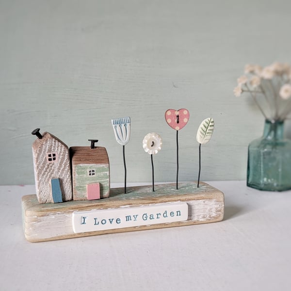Little Wooden Houses with Clay & Button Garden 'I Love my Garden'
