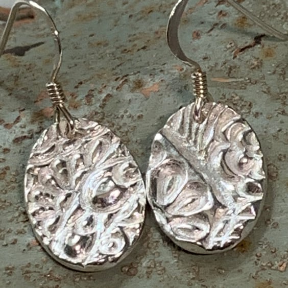 Handmade Oval fine silver earrings 